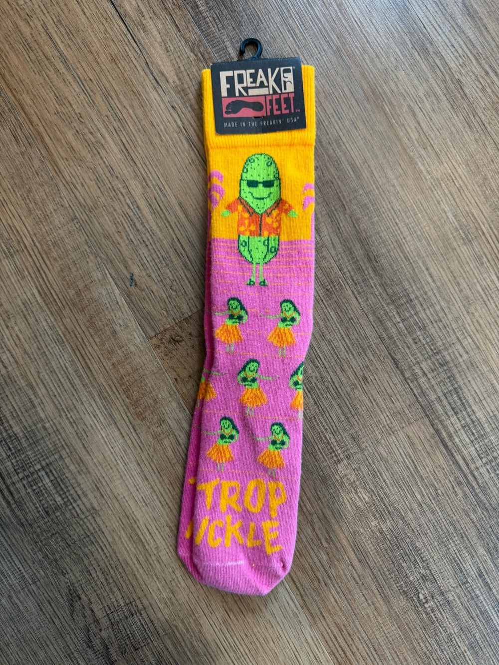 Women’s 'Trop Pickle' Yellow & Pink Novelty Socks